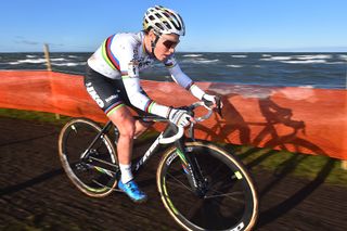 Cant holds off American challenge to win Flandriencross
