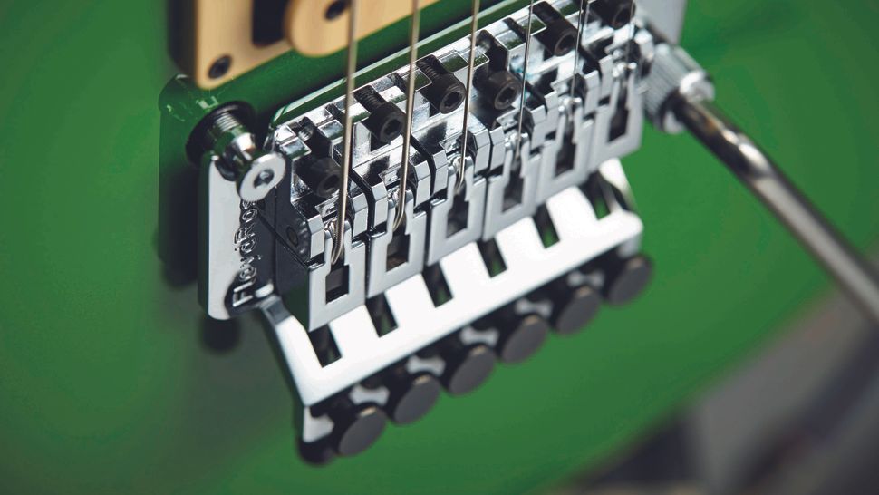10 guitar setup hacks tips on changing strings and staying in tune