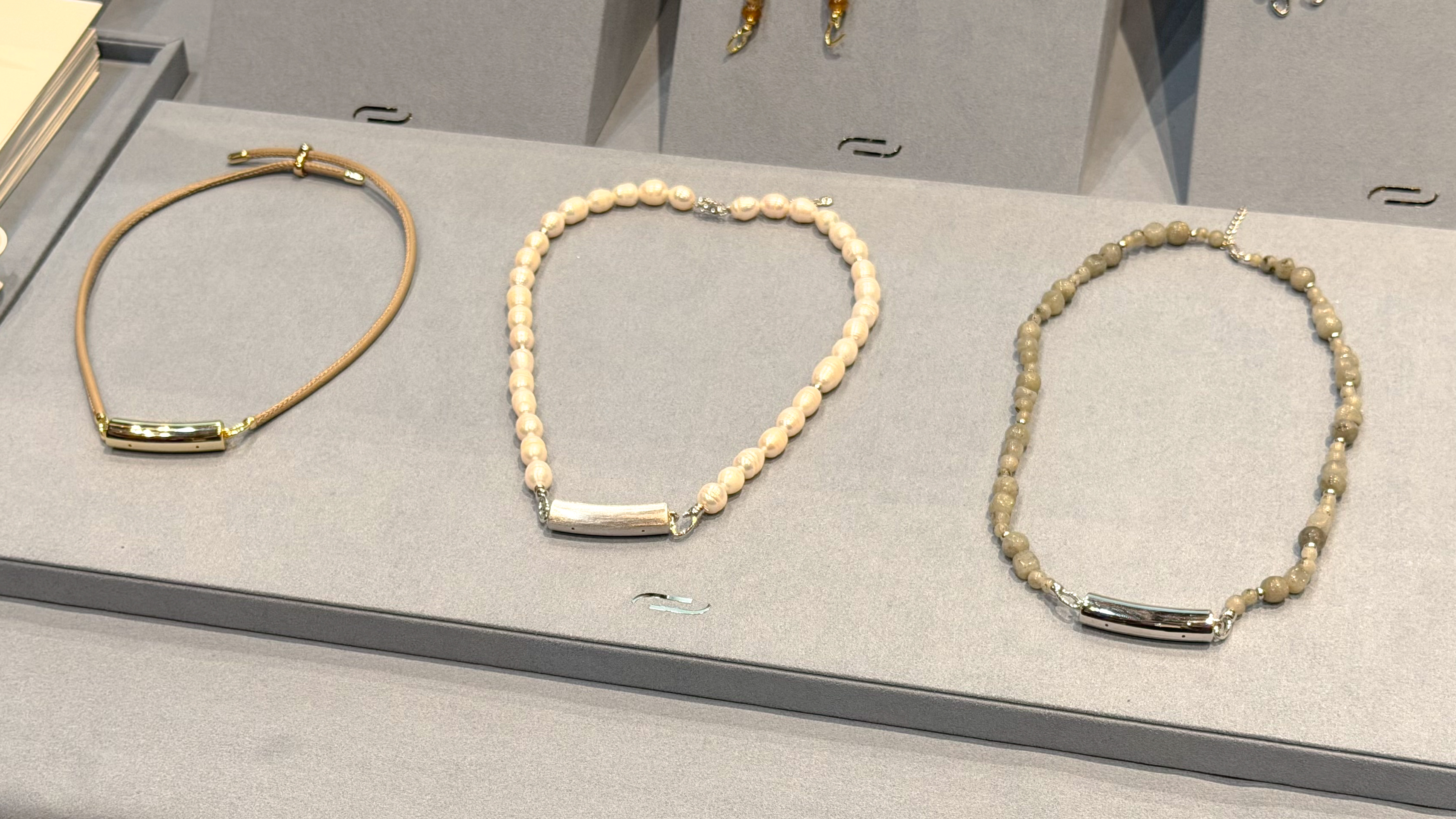 Nirva AI jewelry and app