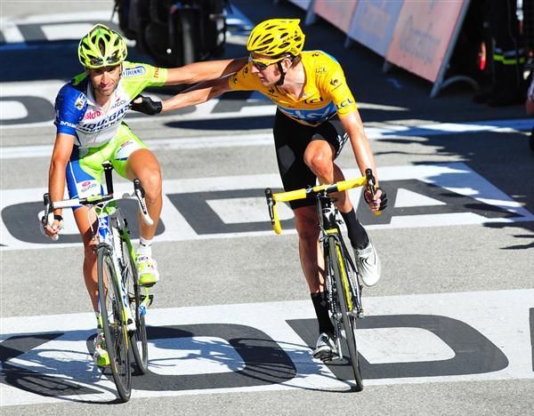Nibali and Wiggins congratulate each other at the finish