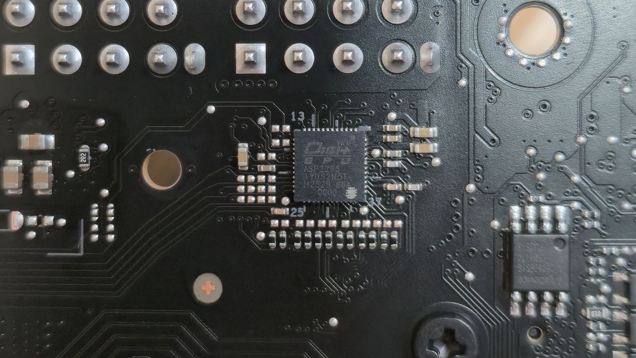 Asus ROG Crosshair 2006 - ICs
