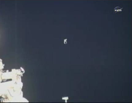 Despite Losing Tools, Cosmonauts Complete Spacewalk