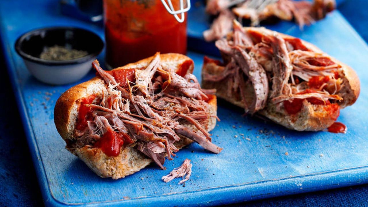 Slimming World&#039;s slow cooked pulled pork