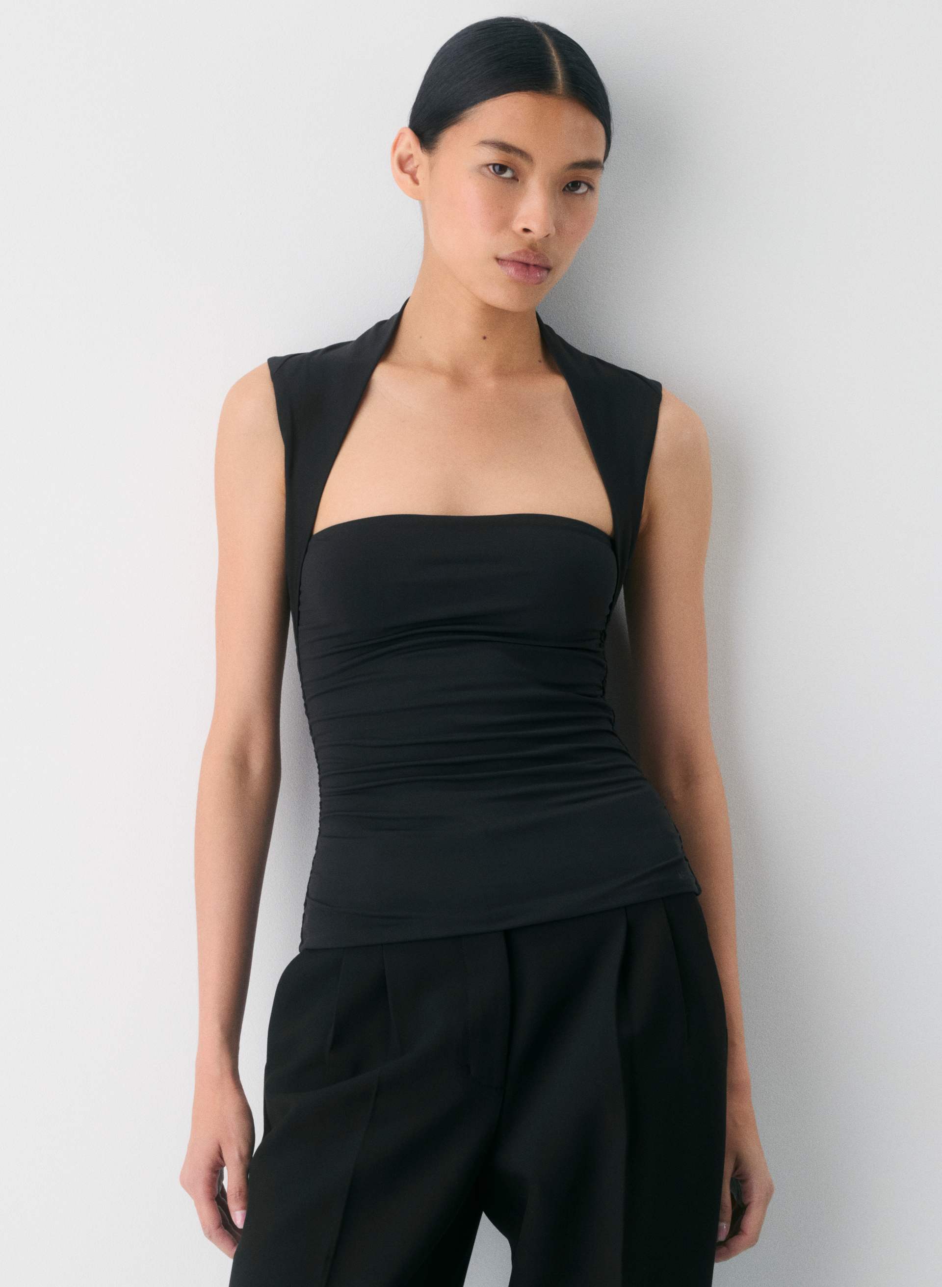 Aritzia, Original Contour Flourish Top