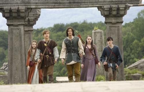 Prince Caspian - Lucy (Georgie Henley), Peter (William Moseley), Caspian (Ben Barnes), Susan (Anna Popplewell) and Edmund (Skandar Keynes)