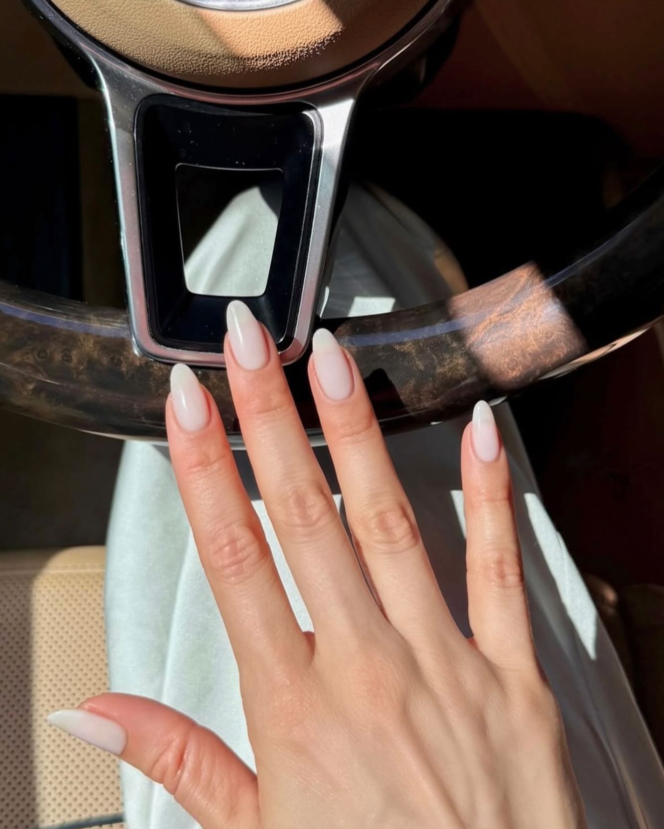 White nail colour