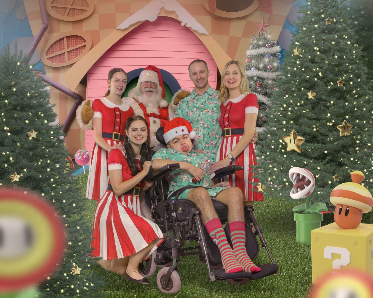 Santa Photoshoots with sick children in hospital