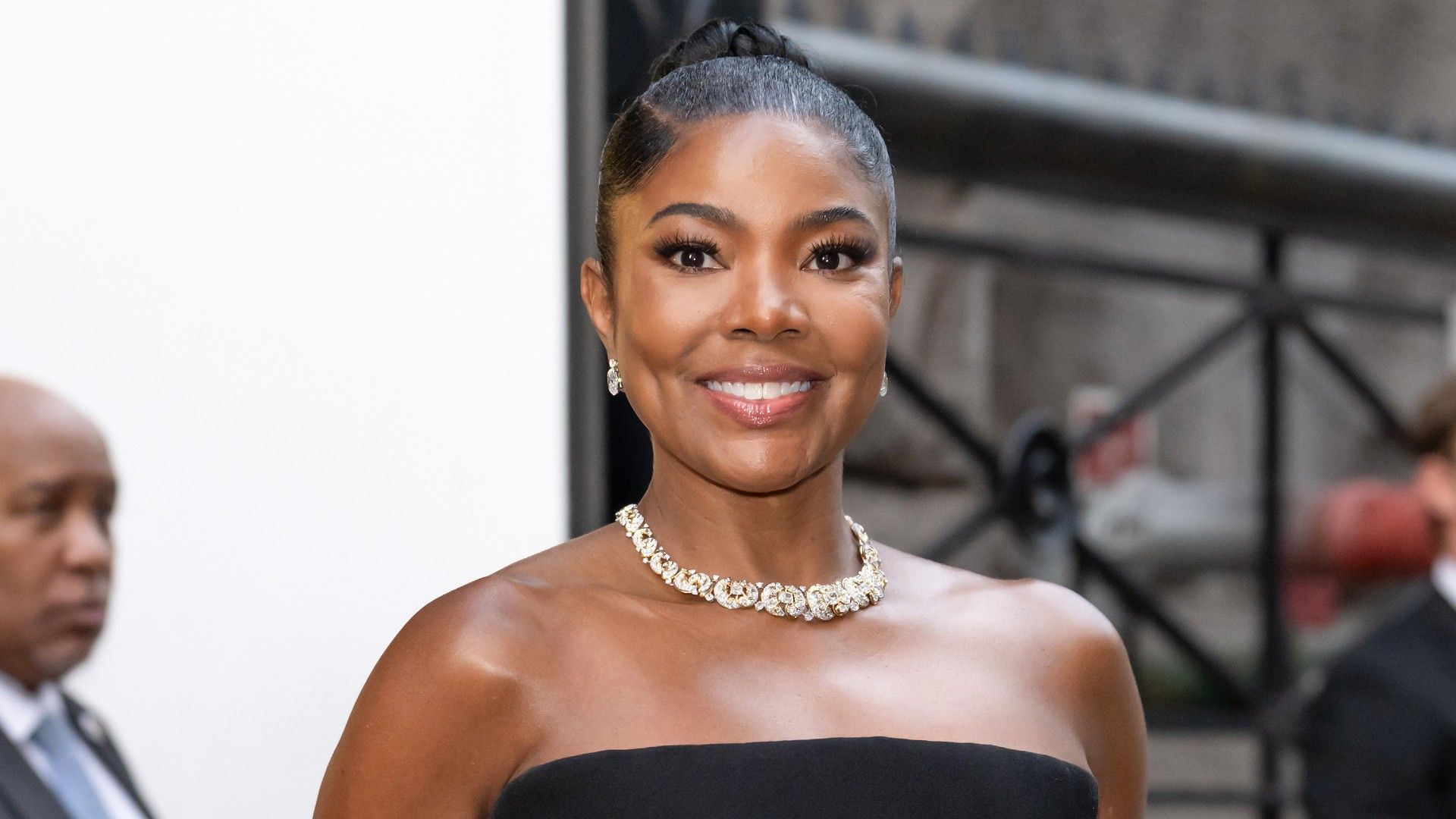 Gabrielle Union's Honey Brown Cat Eye Manicure Is the Dreamiest Nail Look for Spring