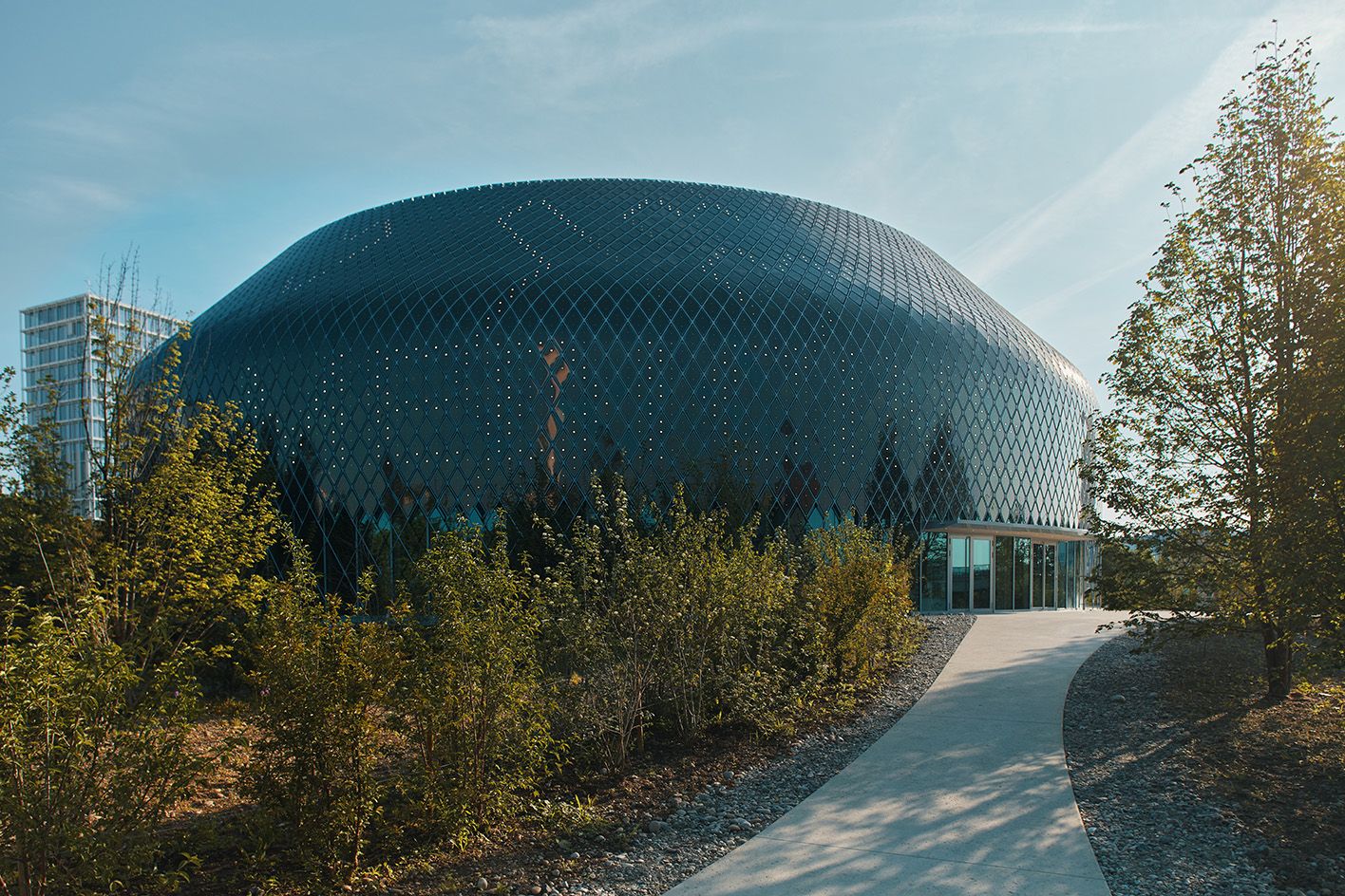 novartis pavilion's round edged exterior