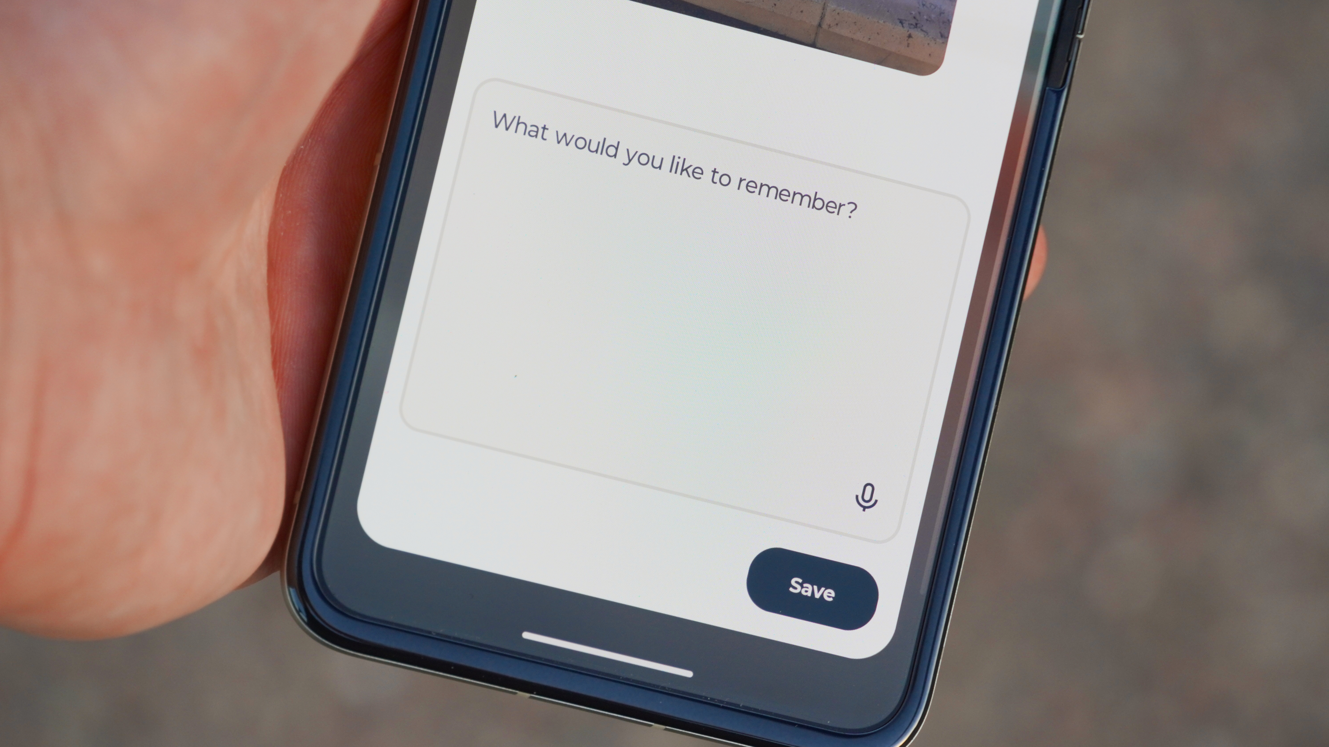 Moto AI features on the Motorola Razr 2025.