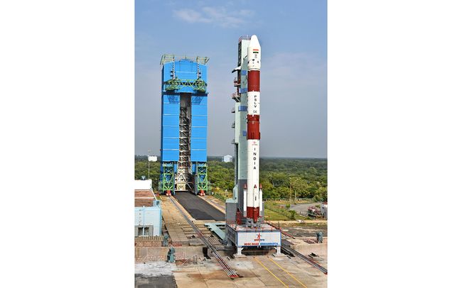 Photos: Indian Rocket Launches 31 Satellites to Earth Orbit | Space