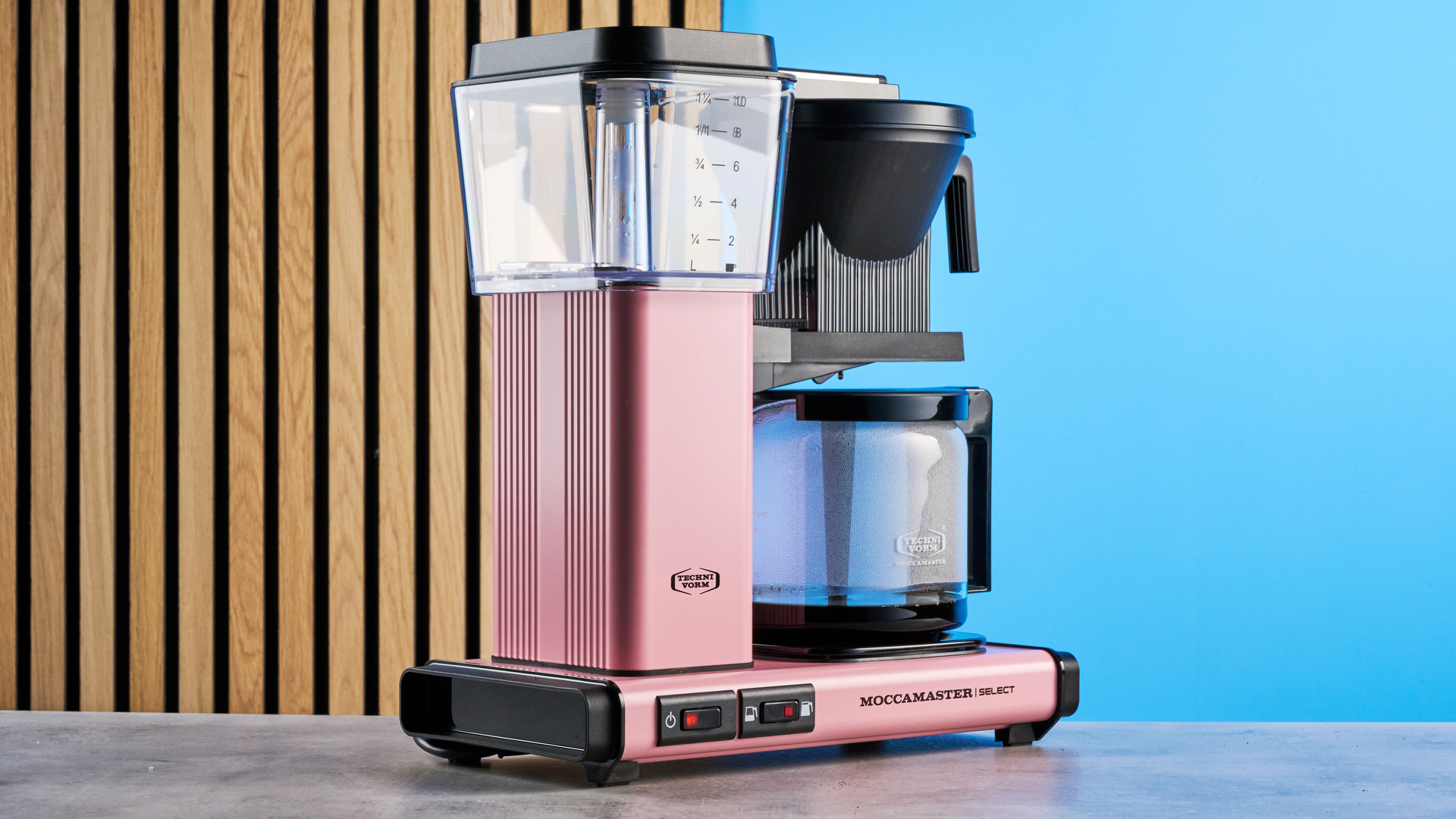 the technivorm moccamaster kgbv select in pink photographed against the blue tom's guide background