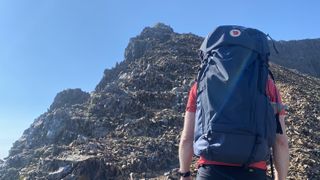 Fjällräven Abisko Friluft 45 backpack: hiking in Snowdonia