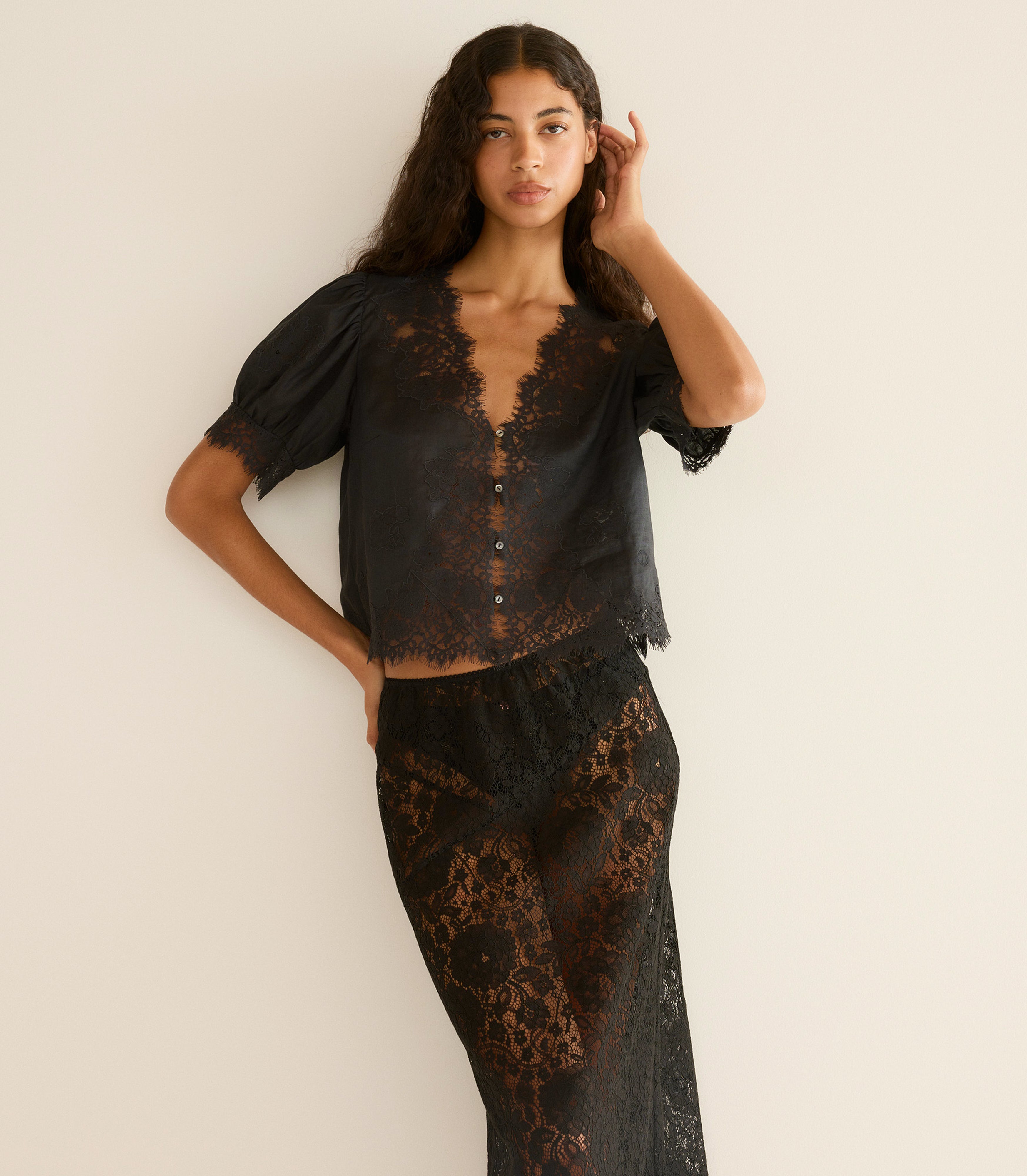 Idella Top -- Black