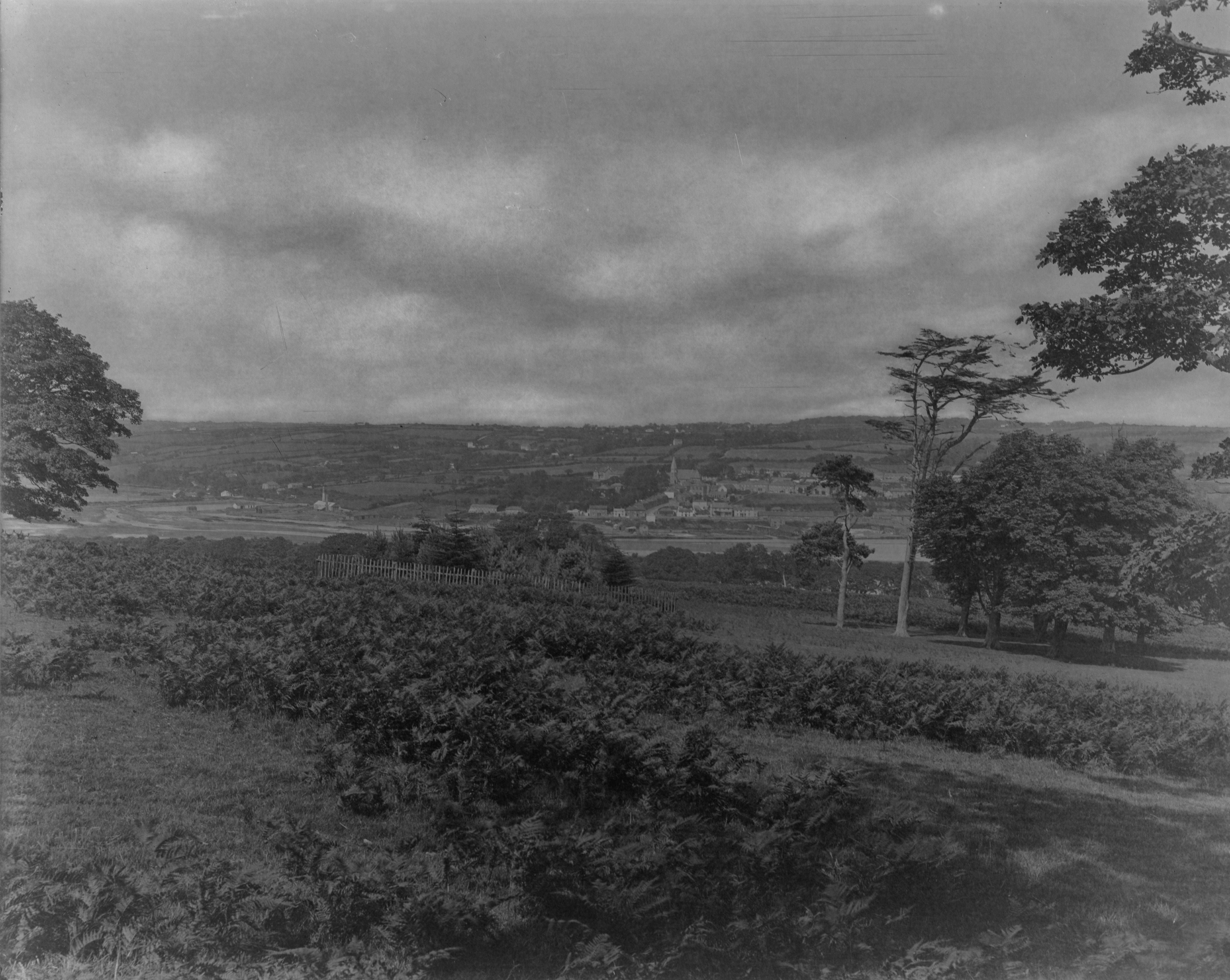 Black and white photographs or a palladian-style house