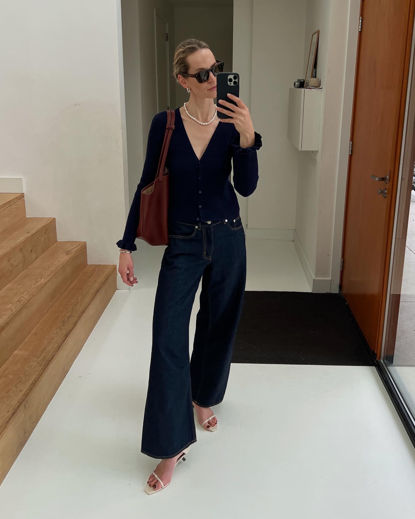 An image of @anoukyve wearing one of the best affordable fashion brands.