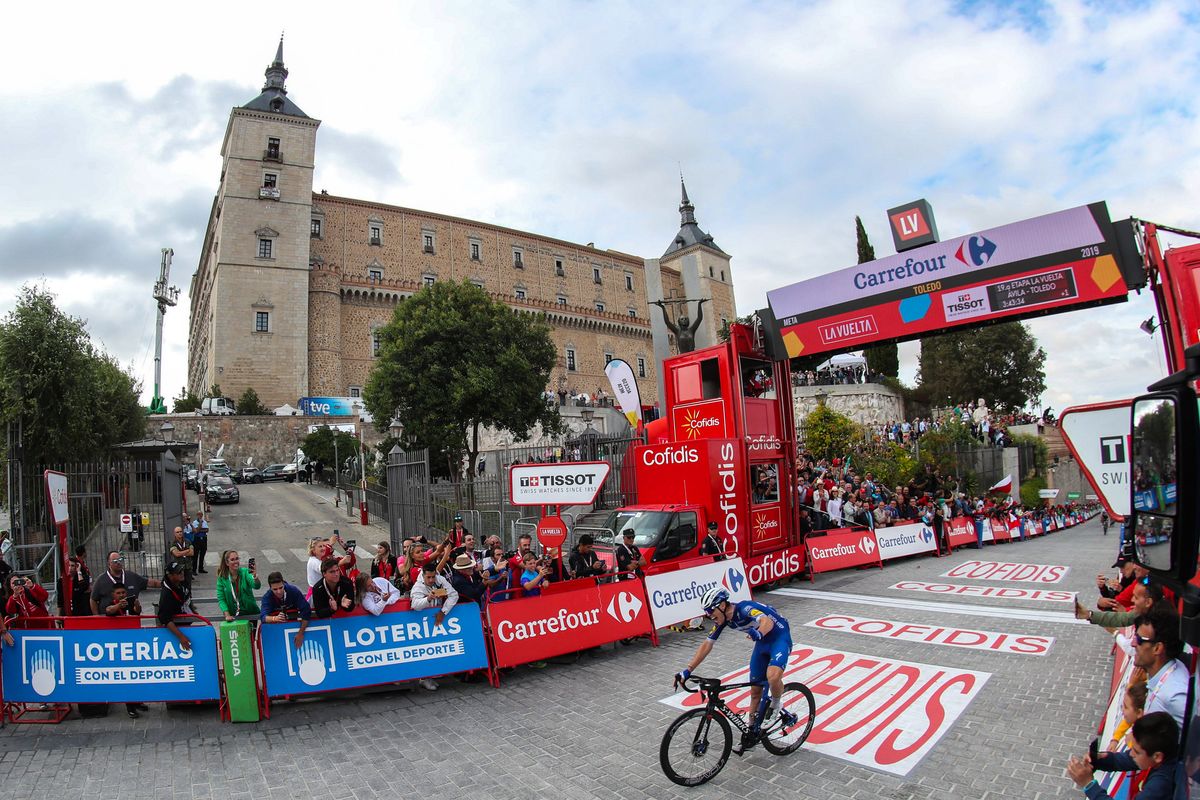 Cavagna crosses the line in Toledo