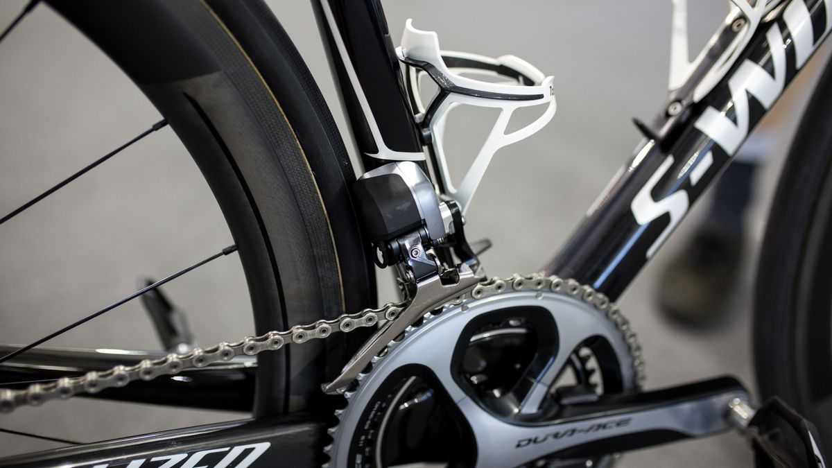 Shimano Dura-Ace Di2 front derailleur