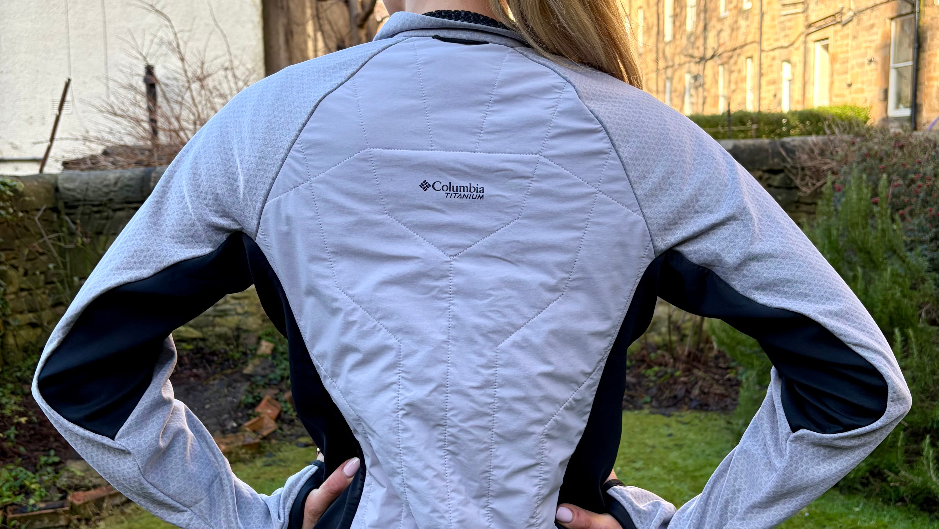 Jessica wearing the Columbia Women's Arctic Crest Hybrid Full Zip Jacket