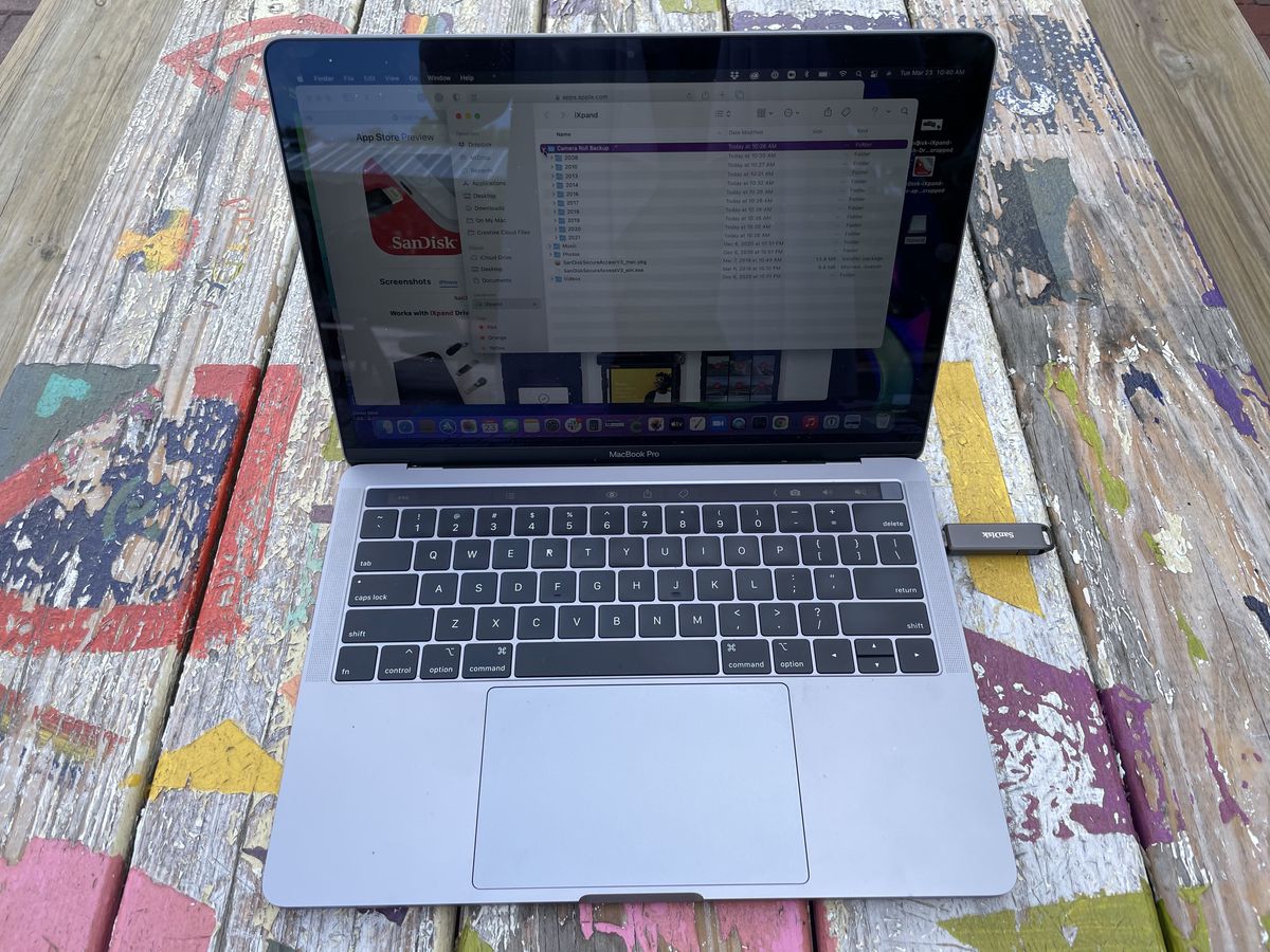 DATA SHEET IXPAND FLASH DRIVE LUXE visual data 5