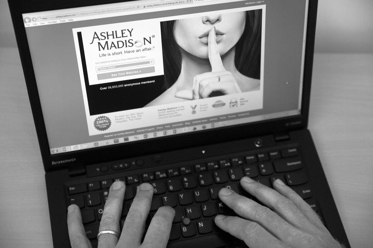 Ashley Madison website