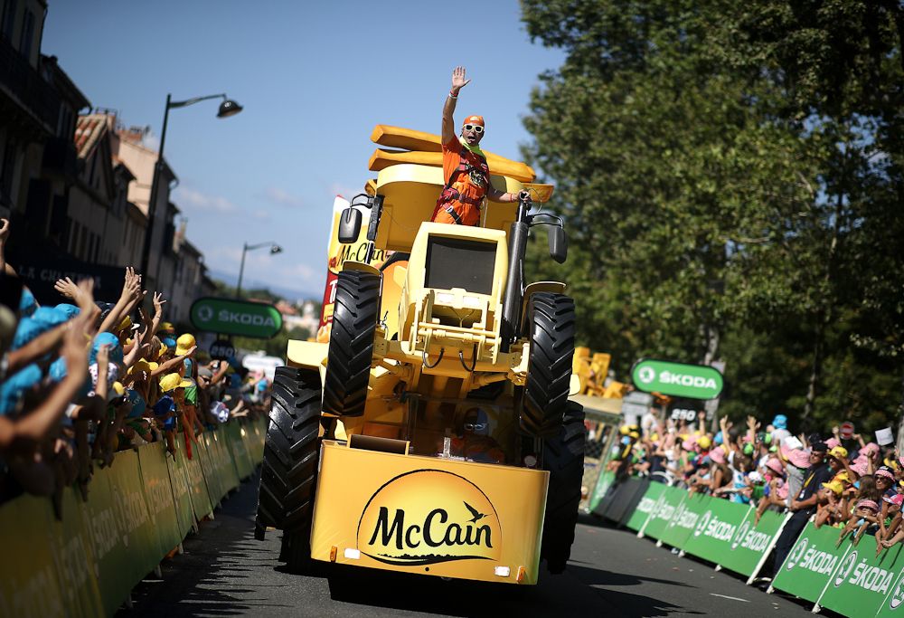 Tractors and frites take center stage