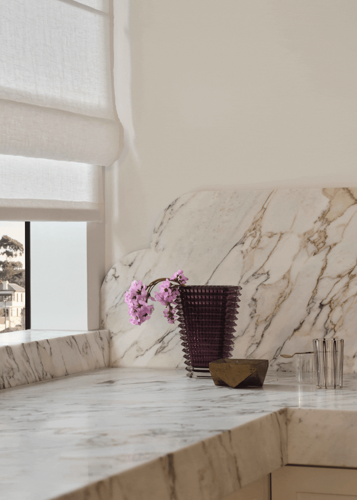 ogee edge backsplash in marble