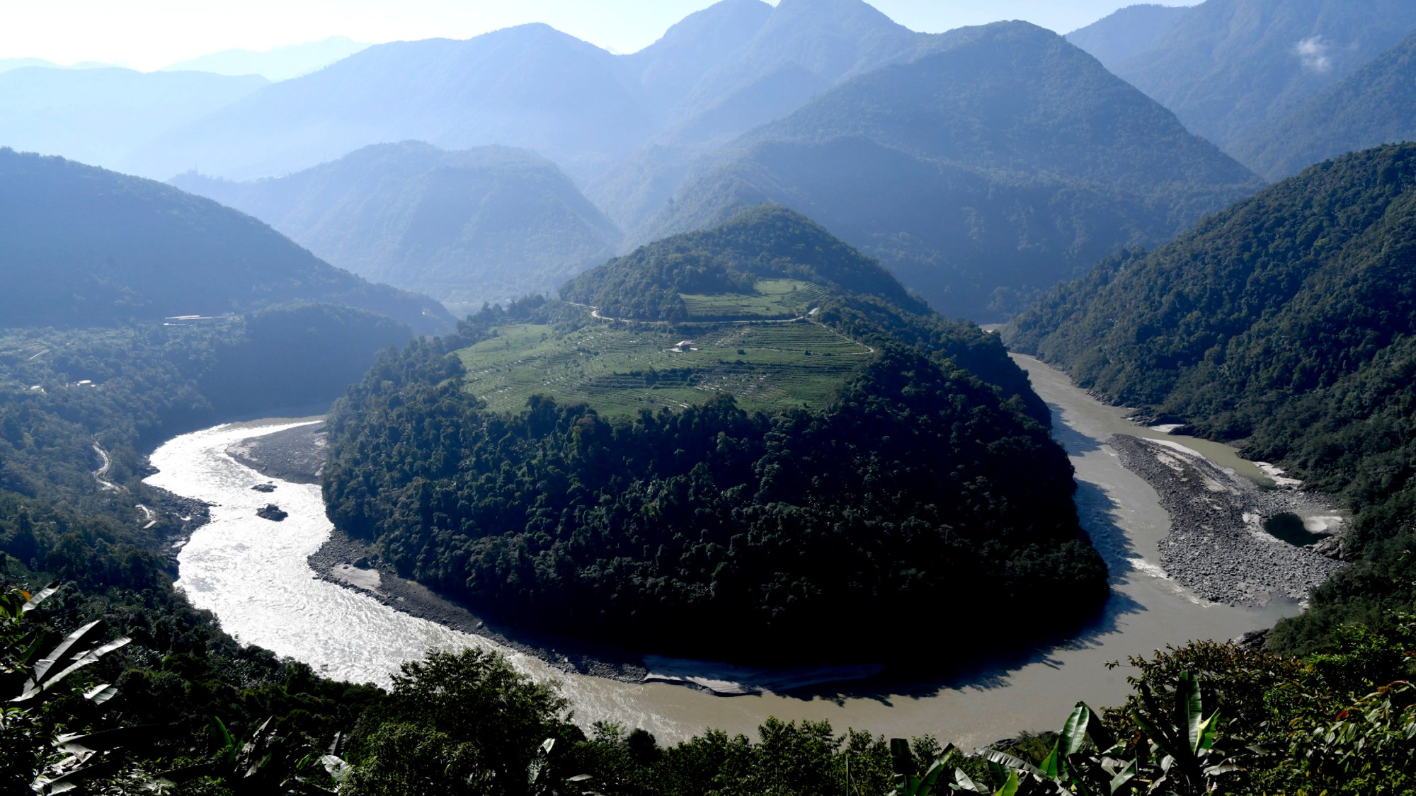 Aerial view of a section of the Yarlung Tsangpo River on May 13, 2023 in Medog County, Nyingchi, Tibet 