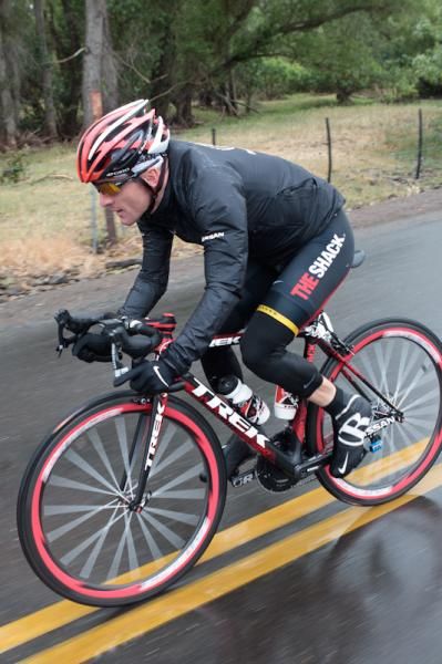 Levi Leipheimer (RadioShack) trying to stay dry with all of his wet weather gear on