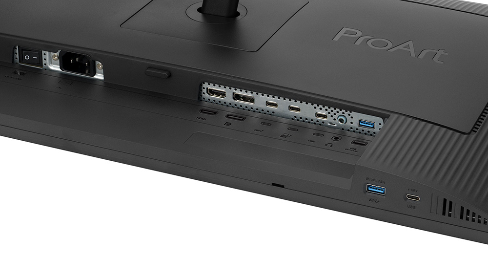 Asus ProArt PA32QCV