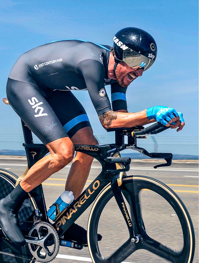 Bradley Wiggins digs deep on his way to winning the 2014 Folsom Time Trial.