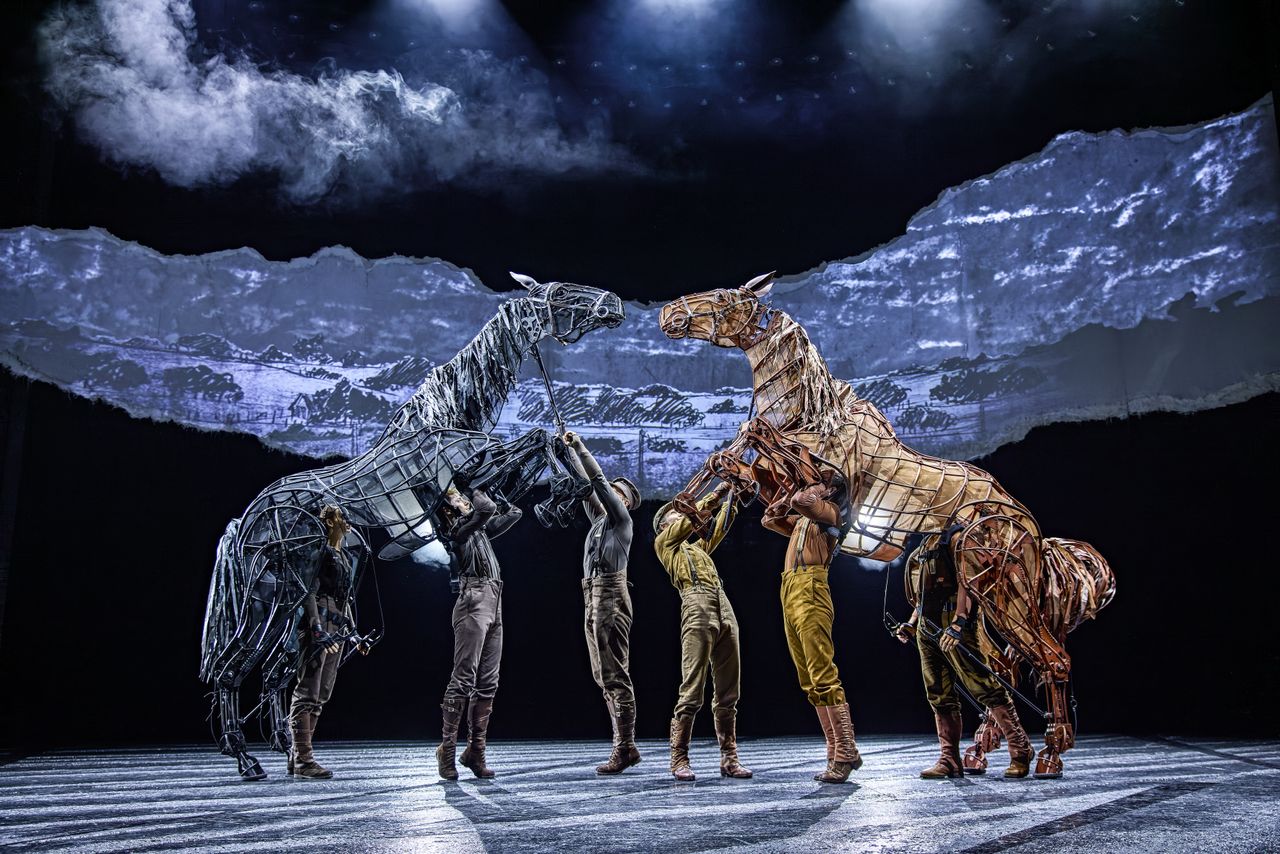 War Horse on stage at National Theatre