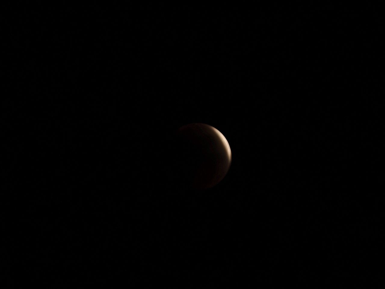 Closeup photo of the moon during the 2026 lunar eclipse