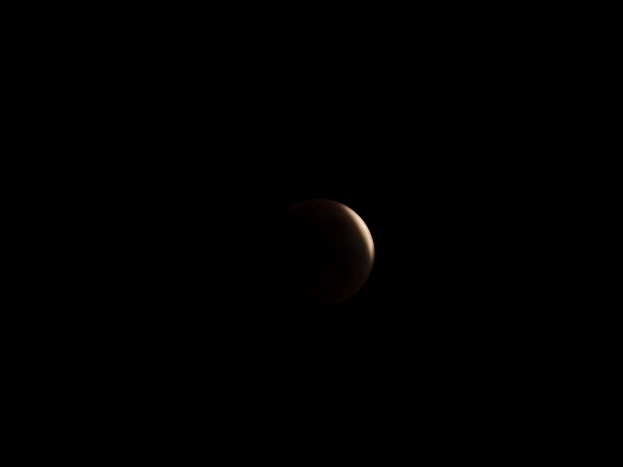 Primer plano de la luna durante el eclipse lunar de 2026