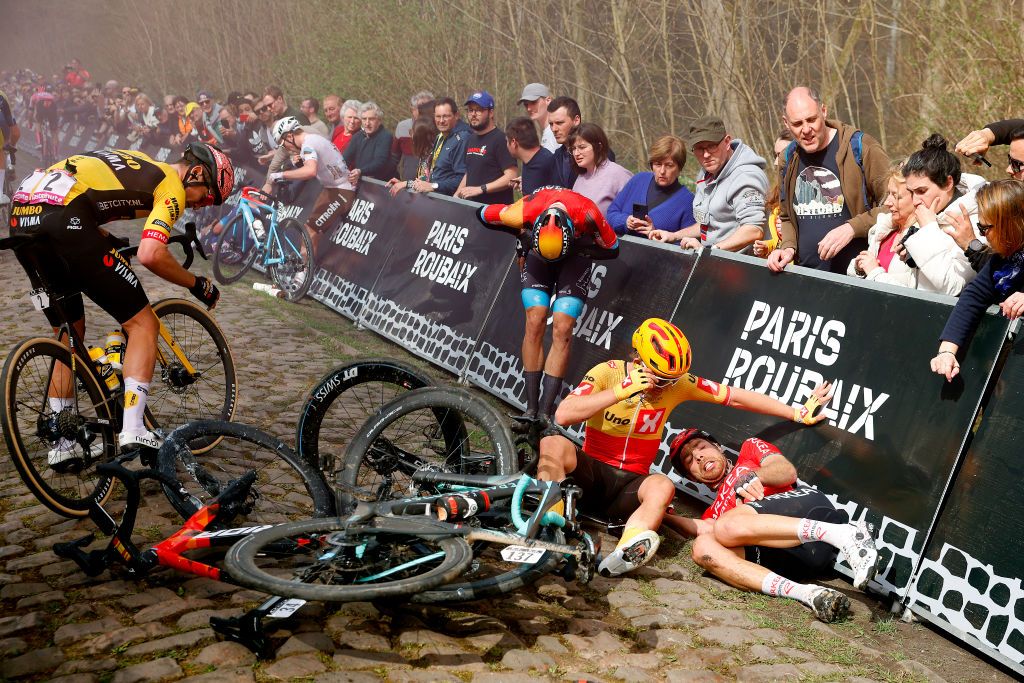 ROUBAIX FRANCE APRIL 09 EDITORS NOTE Image depicts graphic content LR Edoardo Affini of Italy and Team JumboVisma Jonathan Milan of Italy and Team Bahrain Victorious Kristoffer Halvorsen of Norway and UnoX Pro Cycling Team and Clment Russo of France and Team Arka Samsic during the 120th ParisRoubaix 2023 Mens Elite a 2566km one day race from Compigne to Roubaix on UCIWT April 09 2023 in Roubaix France Photo by Etienne Garnier PoolGetty Images