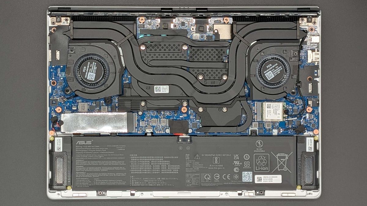 Asus ROG Zephyrus G14, 2025 edition.