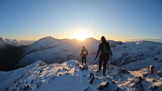 Hikers in a clinic at the Fort William Mountain Festival