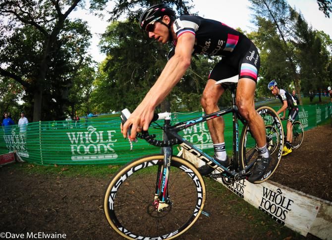 Jeremy Powers (Rapha-Focus) bunny hops the barriers