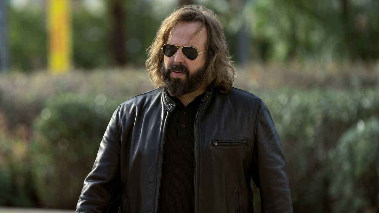 Angus Sampson as Cisco in The Lincoln Lawyer