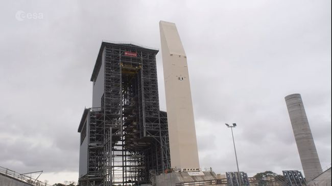 Watch the Gantry Europe's New Ariane 6 Rocket Take Its 1st Test Drive (Time-Lapse Video)