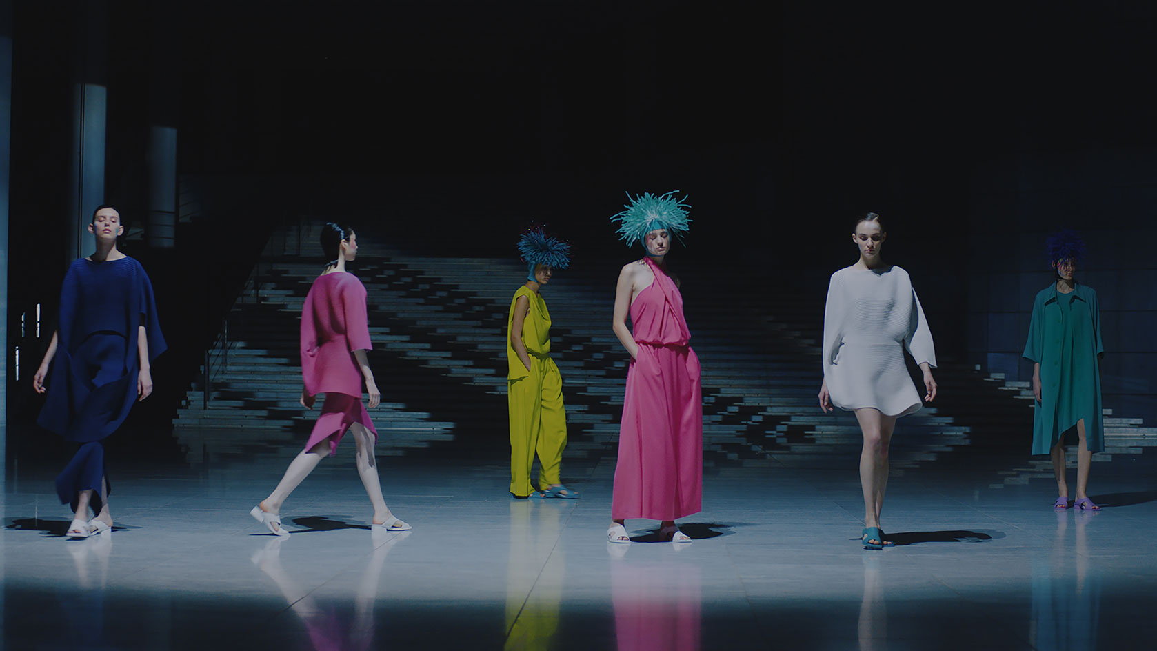 the body in skin-revealing slivers; Wavelet, an elasticated fabric dyed to create ripples