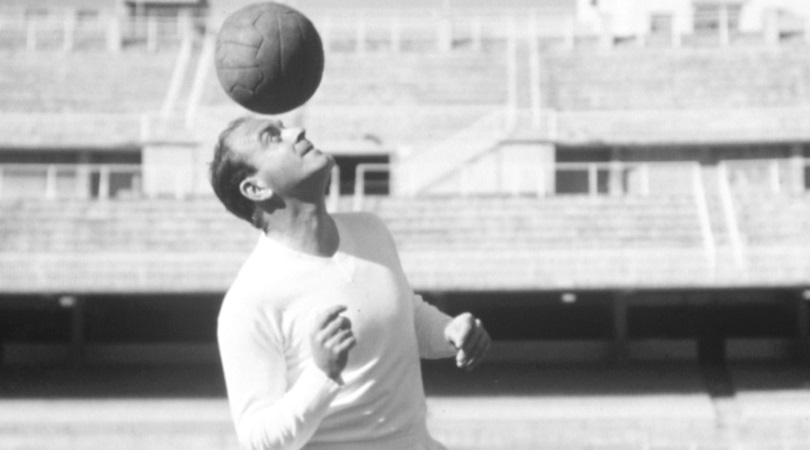2. Alfredo Di Stefano to Barcelona, 1952