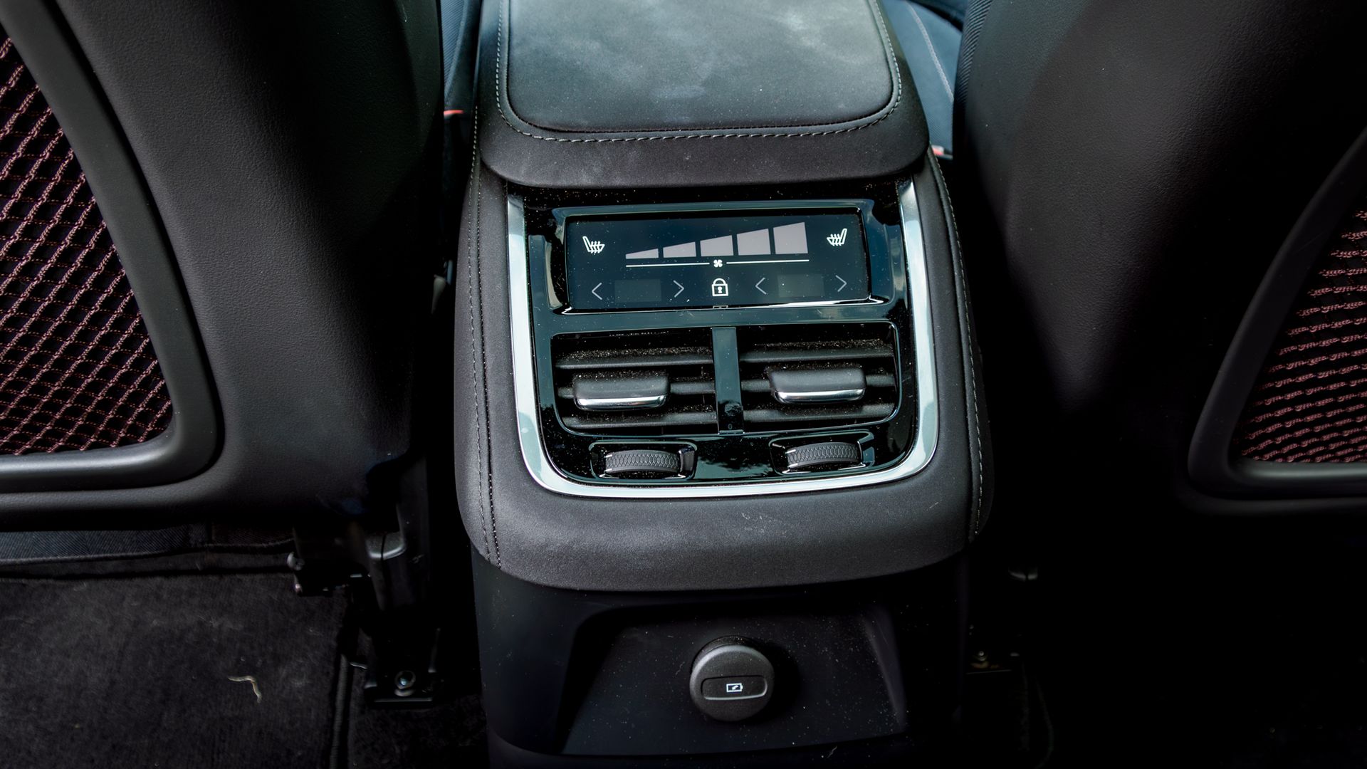 2026 Volvo XC90 review.