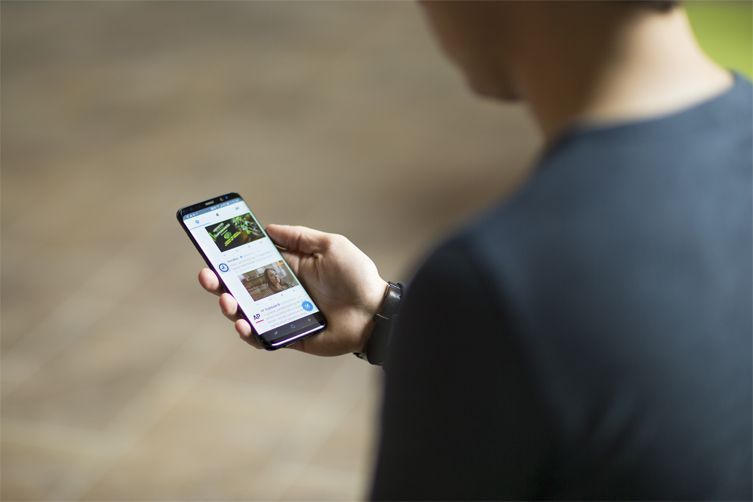 The Galaxy S8 has an 83-percent screen-to-body ratio, which gives you much more real estate for text and images.