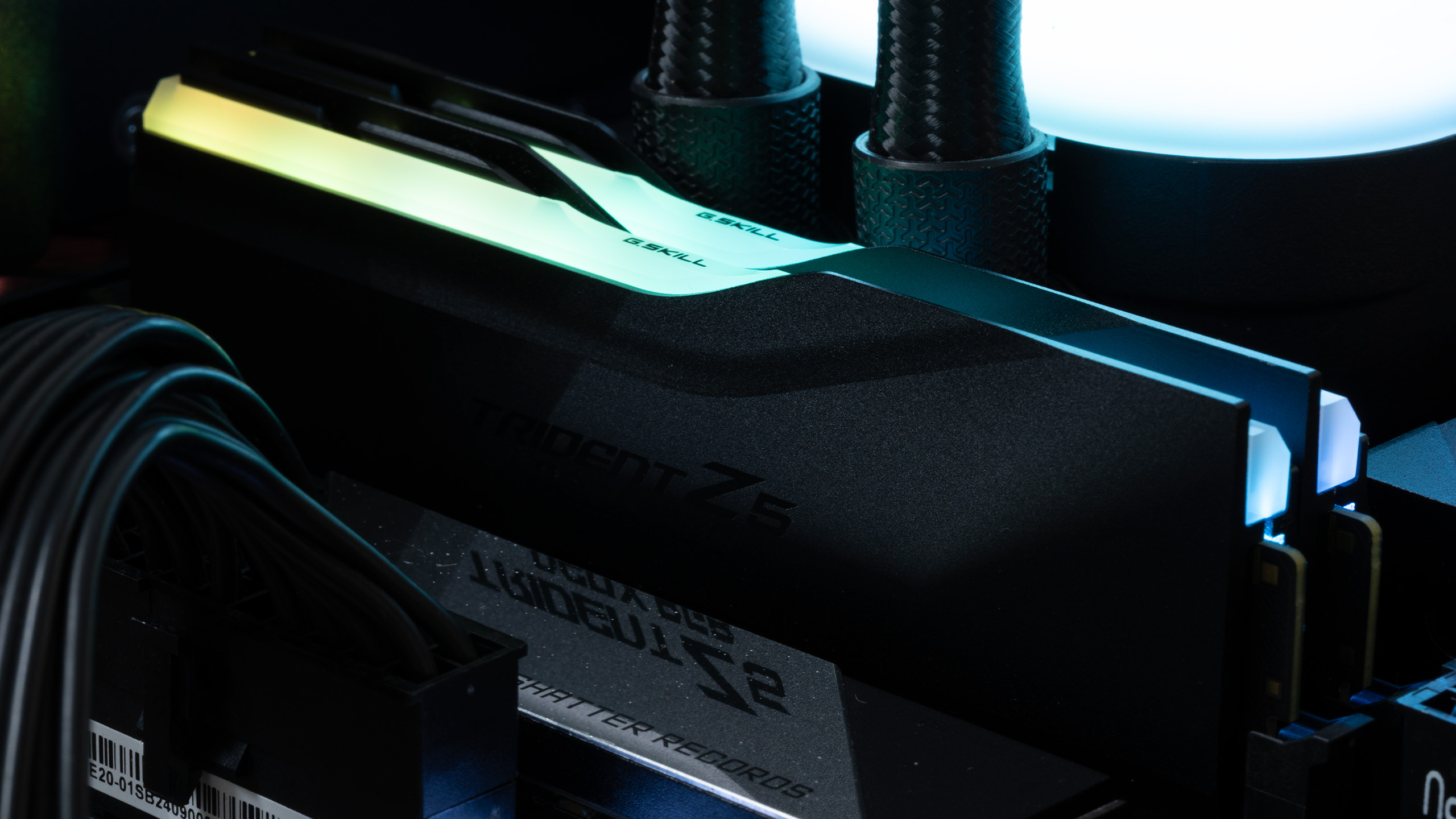 G.Skill Trident Z5 NeoX RGB DDR5-6000 C30