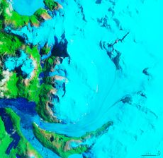 A satellite view of the Hielo Patag&oacute;nico Sur 12 (HPS-12) glacier as seen on Jan. 27, 1985.