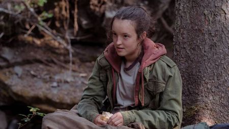 Bella Ramsey as Ellie in The Last of Us