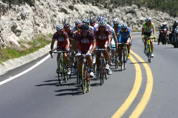 Rock Racing amassed at the front