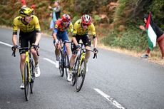 Jonas Vingegaard attack stage 9 Vuelta a Espana 2025