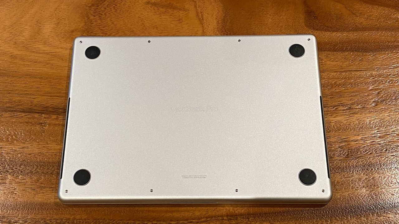 Apple MacBook Pro (2023)